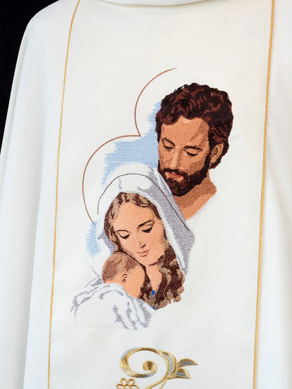 Chasuble embroidered with the image of the Holy Family