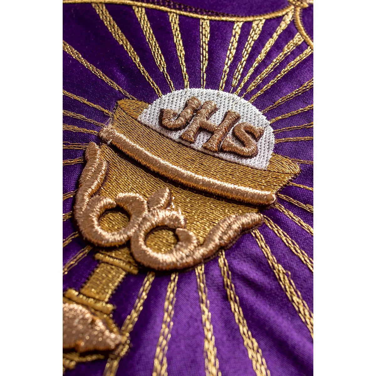 Liturgical cope with an embroidered chalice and IHS KKP / 006