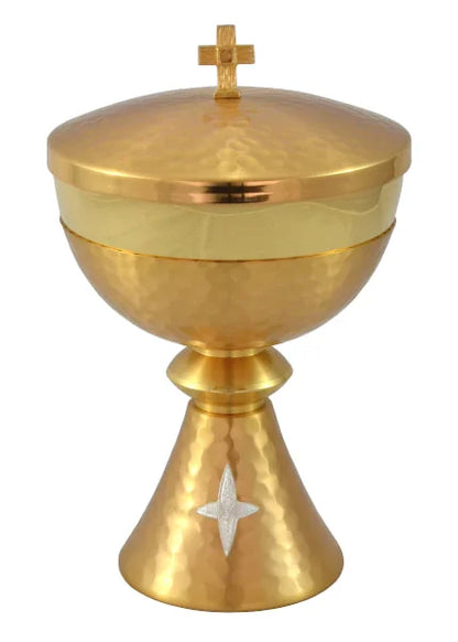 Chalice 17 cm and Ciborium 19 cm hammered with Cross