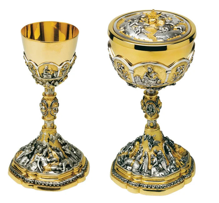 Chalice and ciborium deposition of Christ