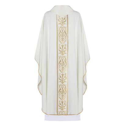 Liturgical chasuble decorated with an embroidered