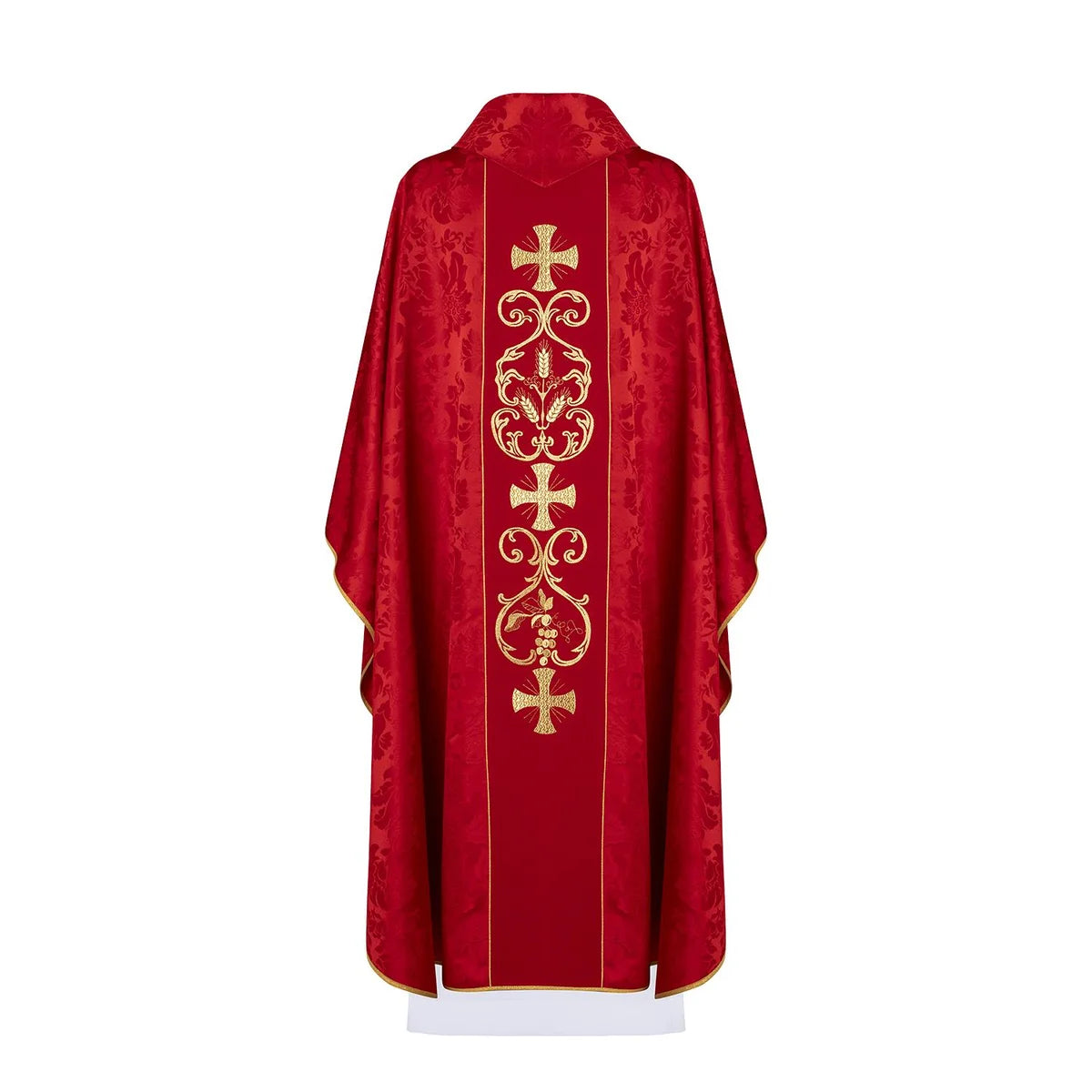 Liturgical chasuble decorated with an three crosses