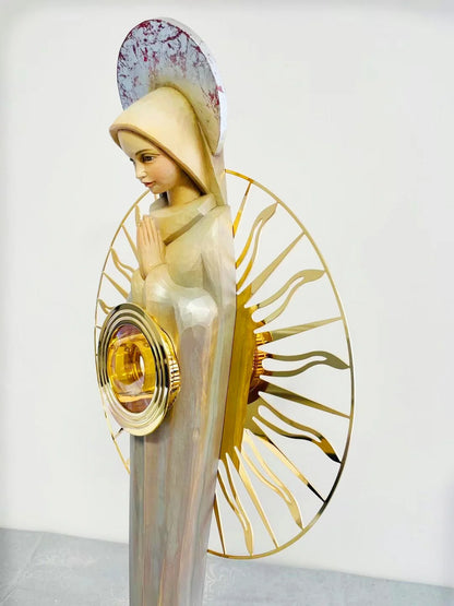 Monstrance in Wood of Mary   Height 83cm